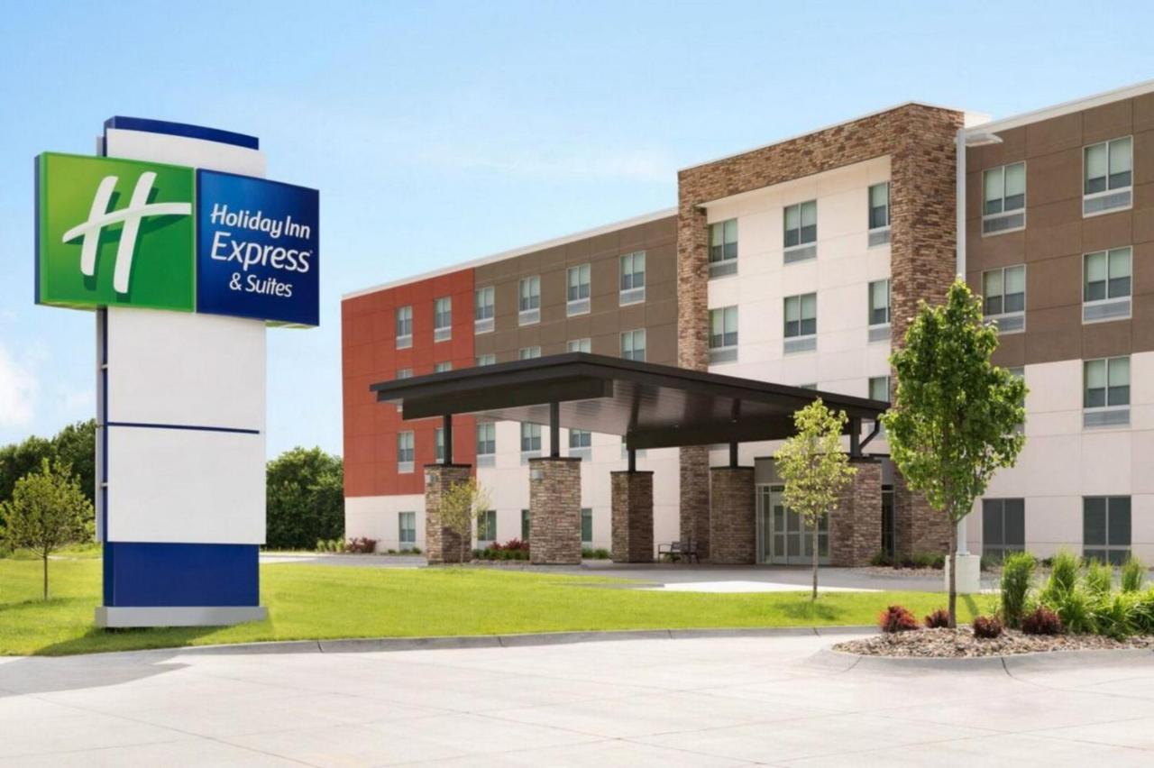 Holiday Inn Express - Blair By Ihg エクステリア 写真
